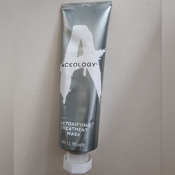 ACEOLOGY Detoxifying Treatment Mask FaceMask - Picture 1 of 2